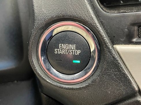 Used 2019 GMC Yukon Denali w/ Denali Ultimate Package AWD/4WD image 34
