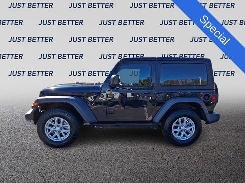 Used 2023 Jeep Wrangler Sport S image 5