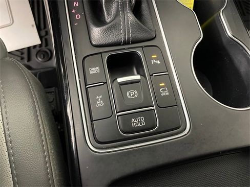 Used 2020 Kia Sorento SX image 11