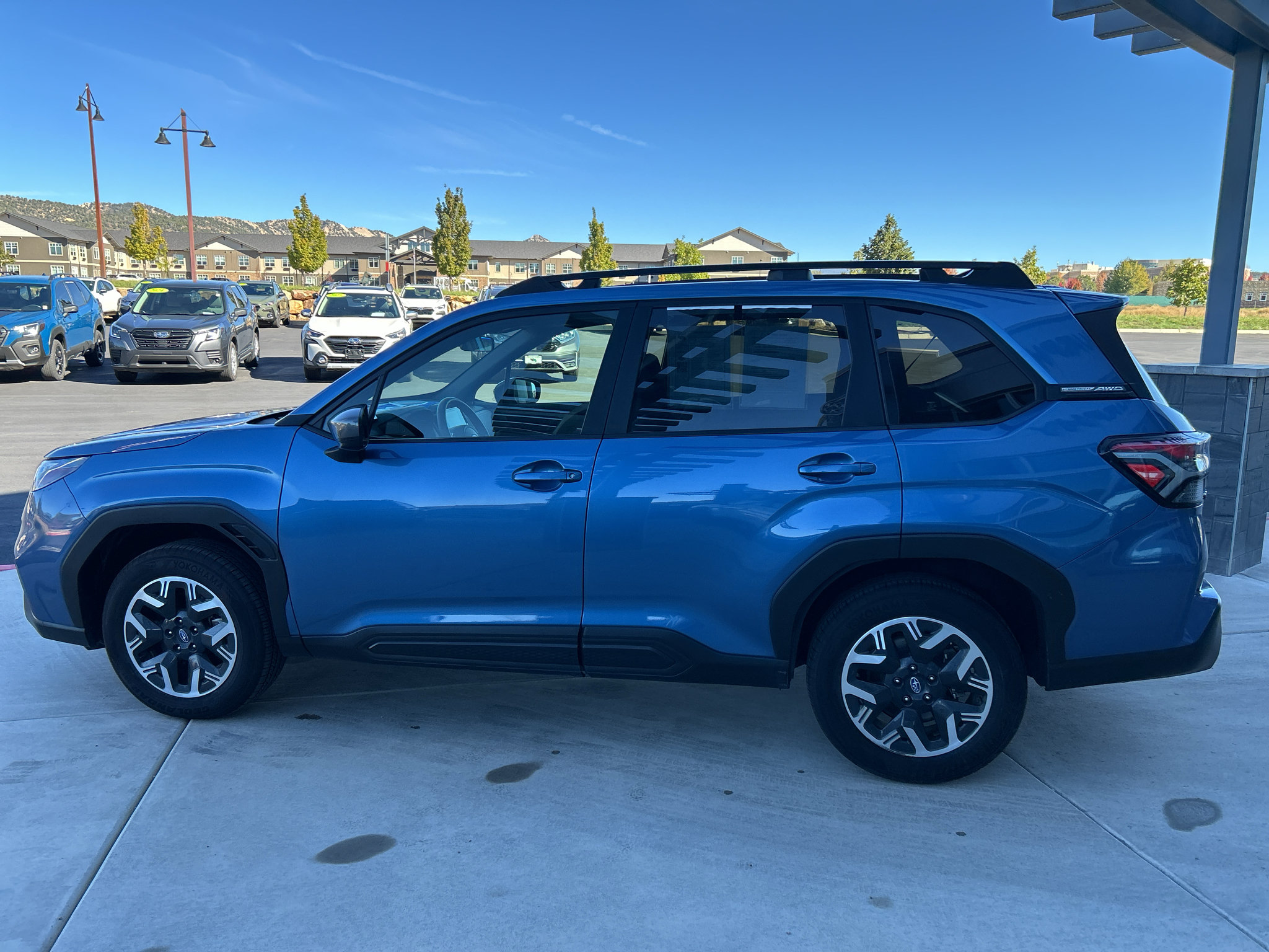 Certified 2025 Subaru Forester Premium AWD/4WD image 23