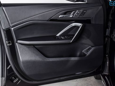 Used 2025 BMW X2 xDrive28i image 15