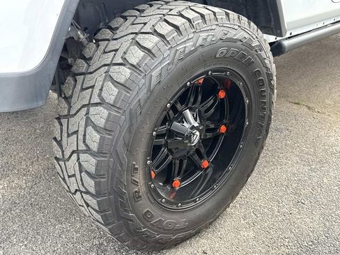 Used 2021 Jeep Gladiator Mojave image 7