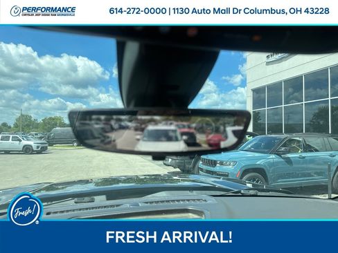 Used 2021 GMC Sierra 1500 AT4 w/ AT4 Premium Package AWD/4WD image 26