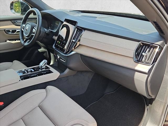 Used 2026 Volvo XC90 B6 Ultra w/ Protection Package AWD/4WD image 24
