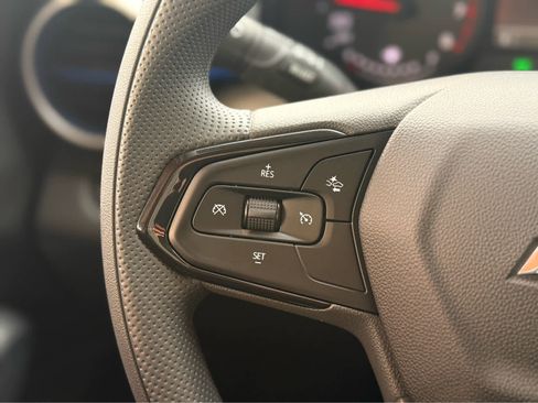 New 2026 Chevrolet Trax LS w/ LS Convenience Package image 17