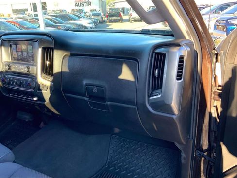 Used 2019 Chevrolet Silverado 1500 LT w/ All Star Edition image 17