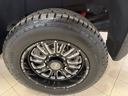 Used 2024 GMC Sierra 3500 AT4 w/ AT4 Premium Plus Package AWD/4WD image 28
