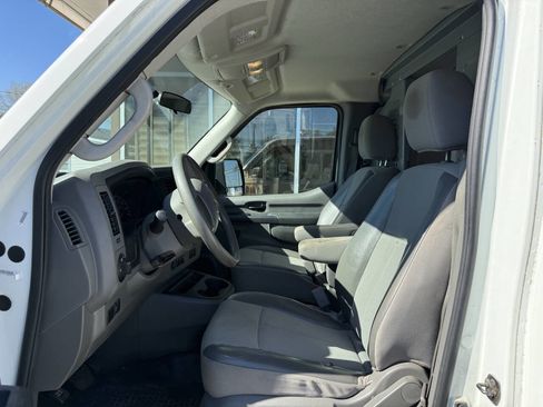 Used 2014 Nissan NV 1500 S w/ Side & Curtain Airbag Package RWD image 12