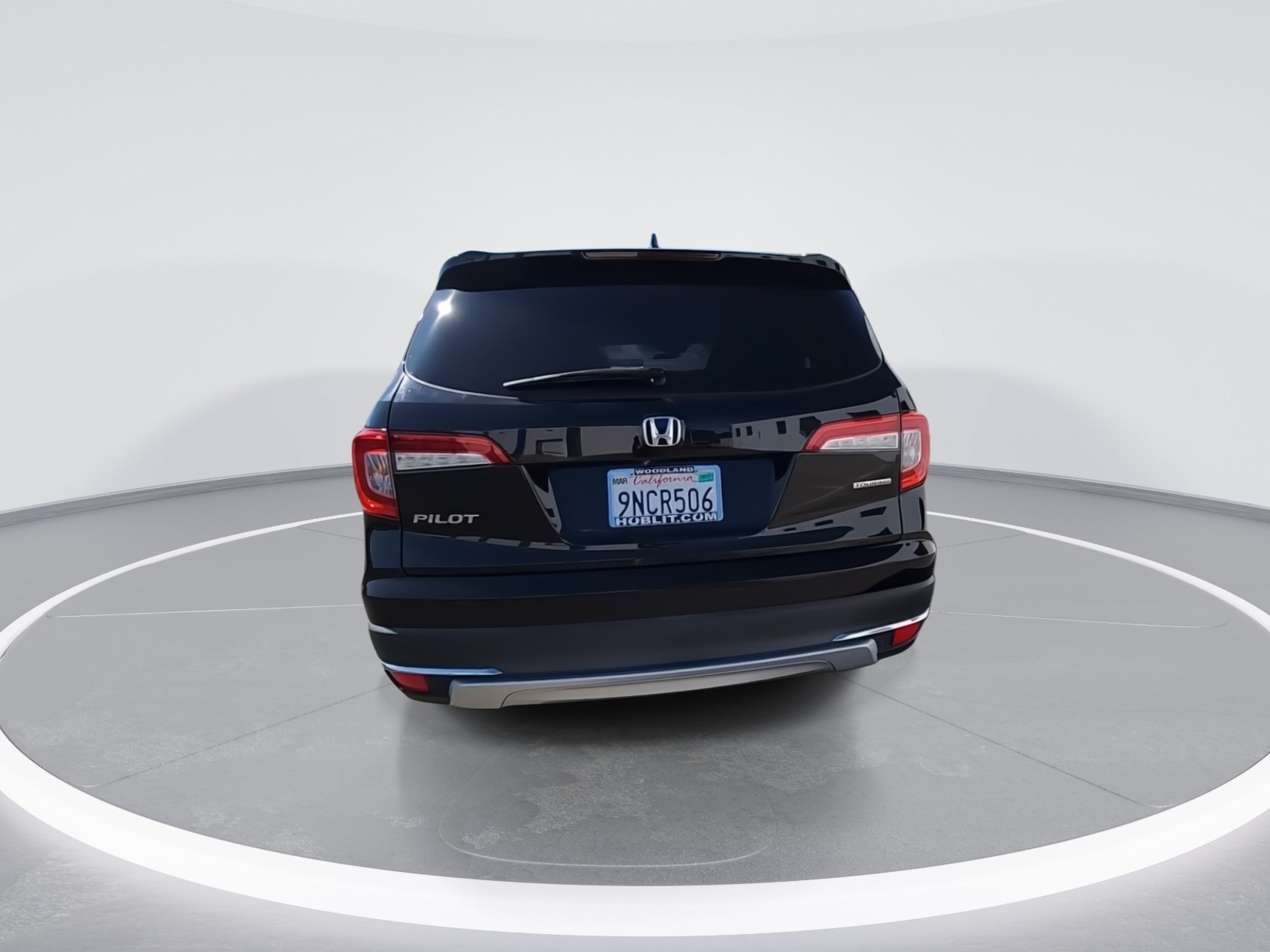 Used 2020 Honda Pilot Touring image 7