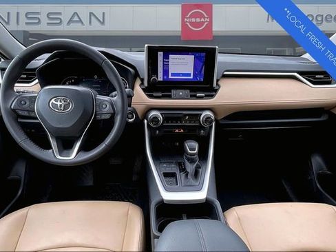 Used 2024 Toyota RAV4 XLE Premium FWD image 7