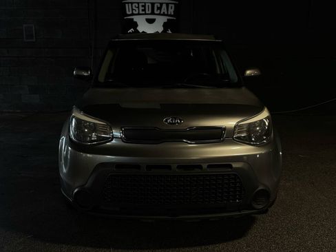 Used 2016 Kia Soul FWD image 8
