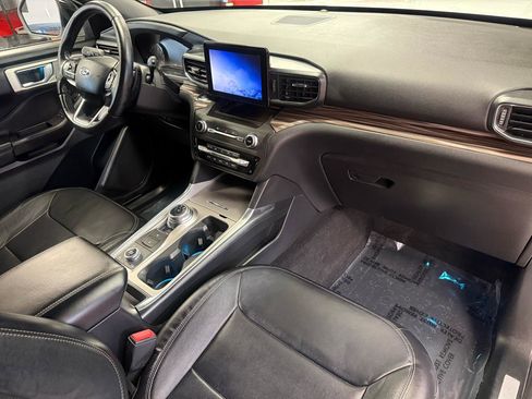 Used 2020 Ford Explorer Limited w/ Class III Trailer Tow Package image 36