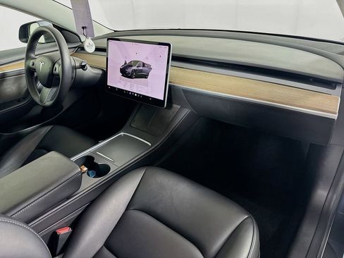 Used 2022 Tesla Model 3 Long Range AWD/4WD image 32