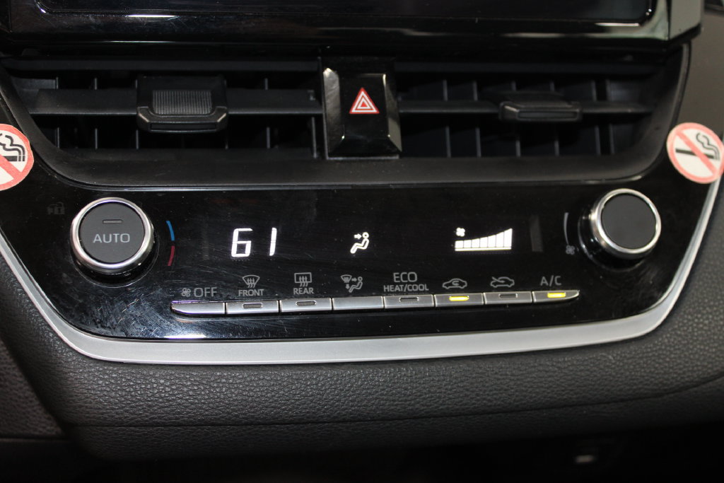 Used 2024 Toyota Corolla LE FWD image 28