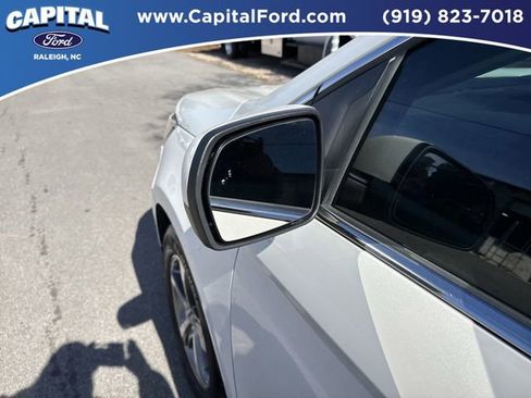 Certified 2023 Ford Edge SEL w/ Convenience Package image 12