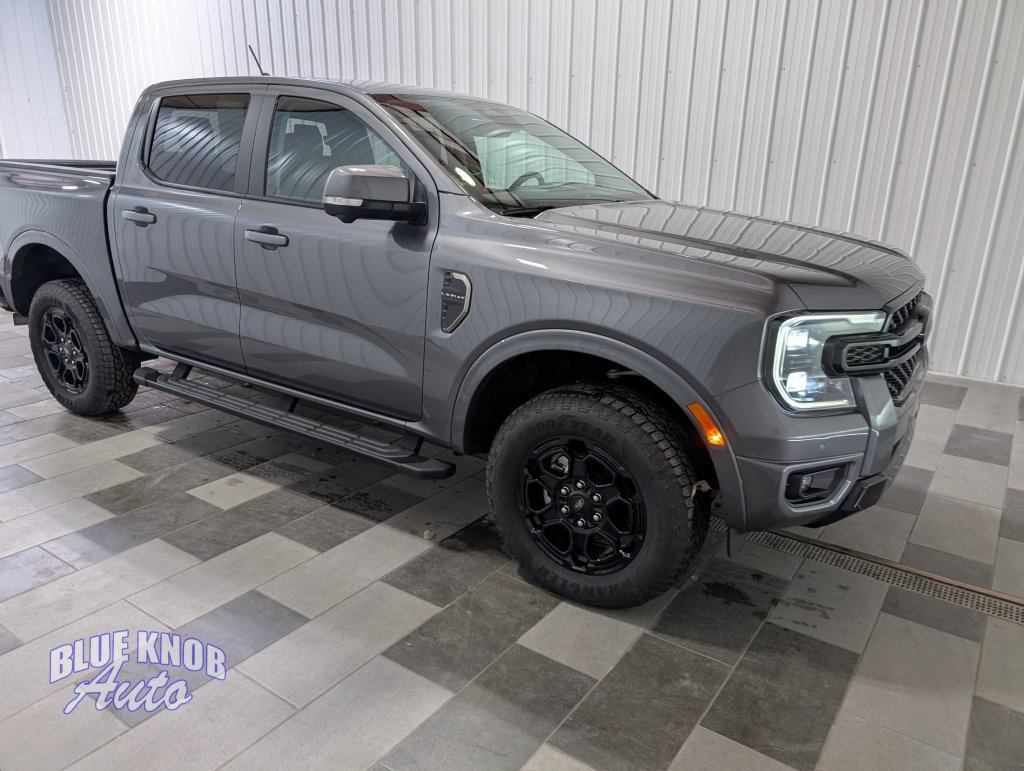 Used 2025 Ford Ranger Lariat w/ FX4 Off-Road Package AWD/4WD image 6