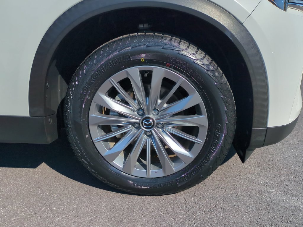 Used 2024 MAZDA CX-90 3.3 Turbo w/ Preferred Plus AWD/4WD image 10
