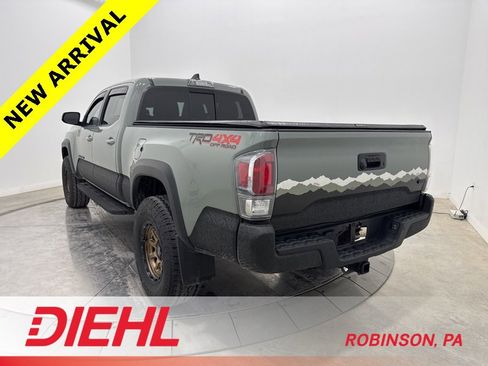 Used 2023 Toyota Tacoma TRD Off-Road image 5