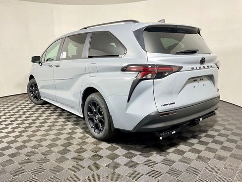 New 2026 Toyota Sienna XLE Woodland Edition image 13