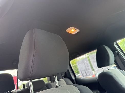 Used 2023 Toyota Tacoma TRD Off-Road image 60