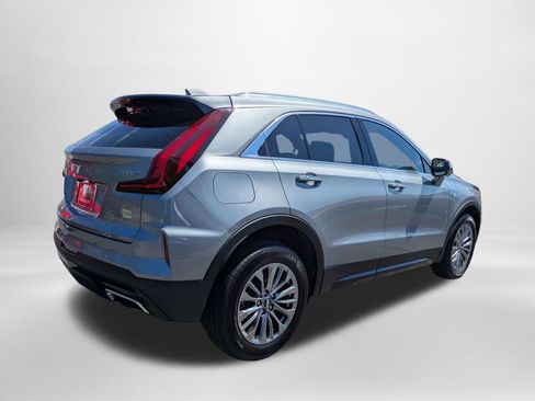 Used 2024 Cadillac XT4 Premium Luxury w/ Active Safety Package AWD/4WD image 4