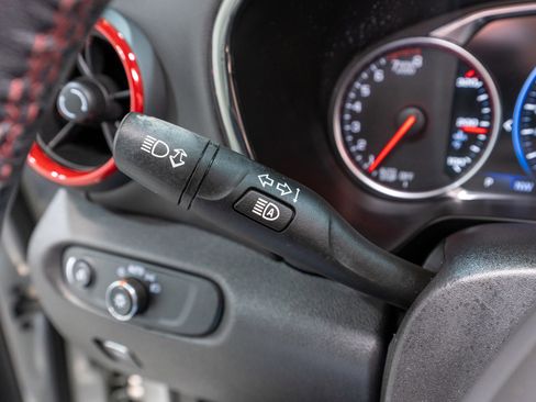 Used 2021 Chevrolet Blazer RS image 28