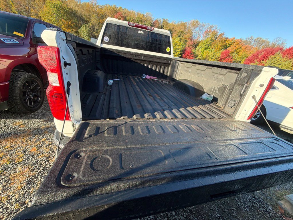Used 2025 Chevrolet Silverado 2500 Custom w/ Custom Value Package AWD/4WD image 13