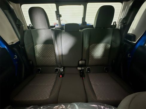 New 2026 Jeep Gladiator Mojave image 10