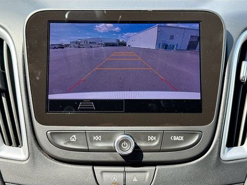 Used 2024 Chevrolet Malibu LT FWD image 13