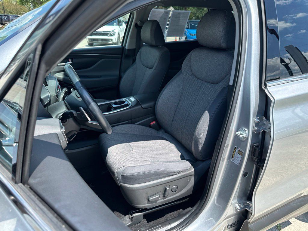 Used 2023 Hyundai Santa Fe SEL FWD image 13