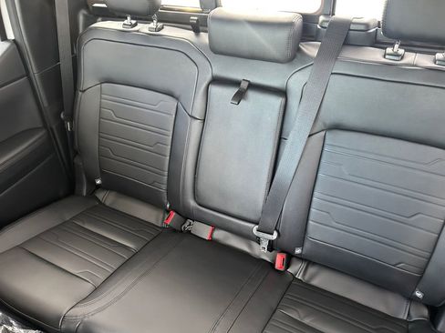 New 2025 Ford Ranger Lariat w/ Black Appearance Package image 35