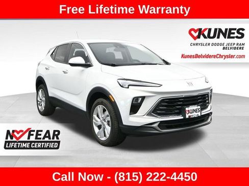 Used 2025 Buick Encore GX Preferred AWD/4WD image 1
