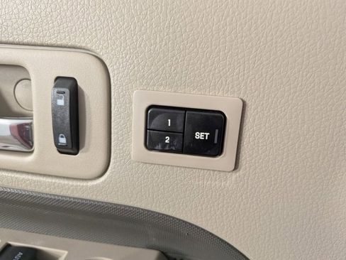 Used 2007 Ford Edge SEL image 8