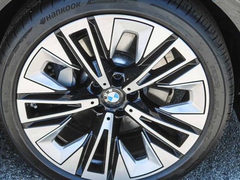 Used 2026 BMW 530i RWD image 9