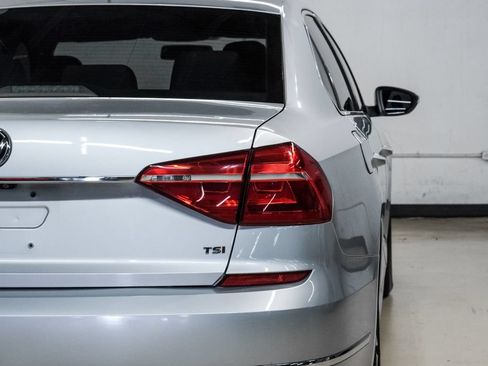 Used 2016 Volkswagen Passat 1.8T S FWD image 49