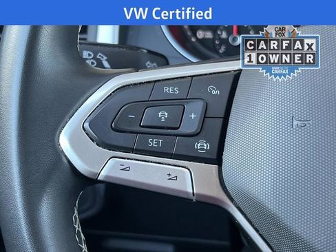 Certified 2021 Volkswagen Atlas SE image 18