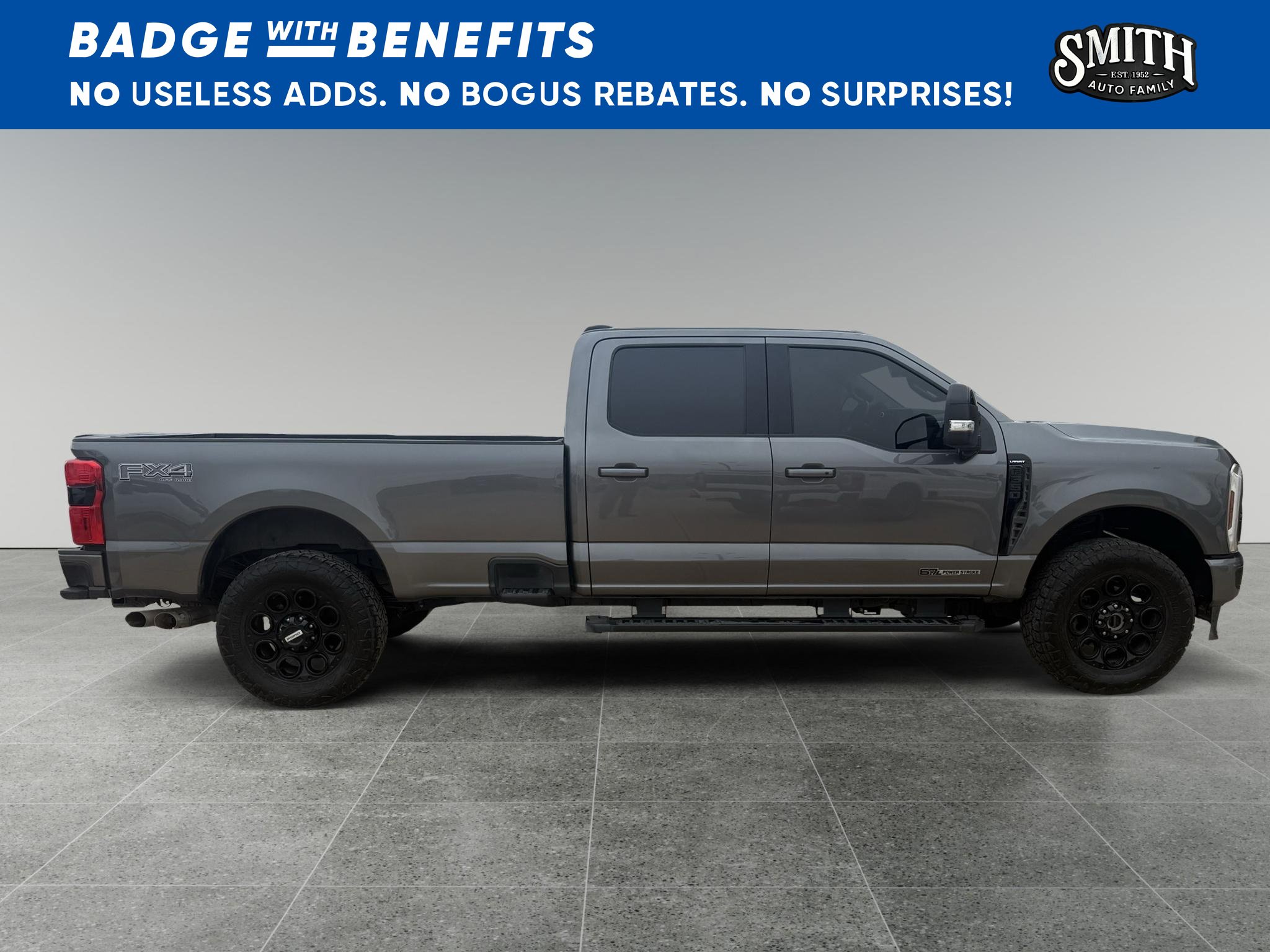 Used 2025 Ford F350 Lariat w/ Lariat Ultimate Package AWD/4WD image 3
