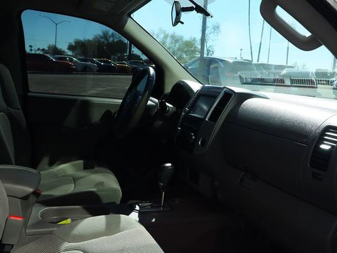 Used 2021 Nissan Frontier S image 35