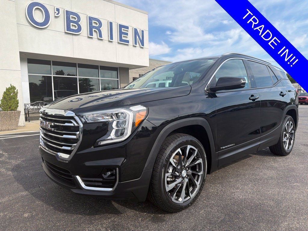 Used 2022 GMC Terrain SLT AWD/4WD image 1