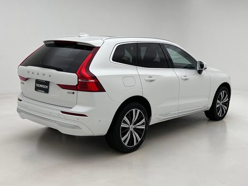 Used 2023 Volvo XC60 B5 Ultimate w/ Climate Package image 11