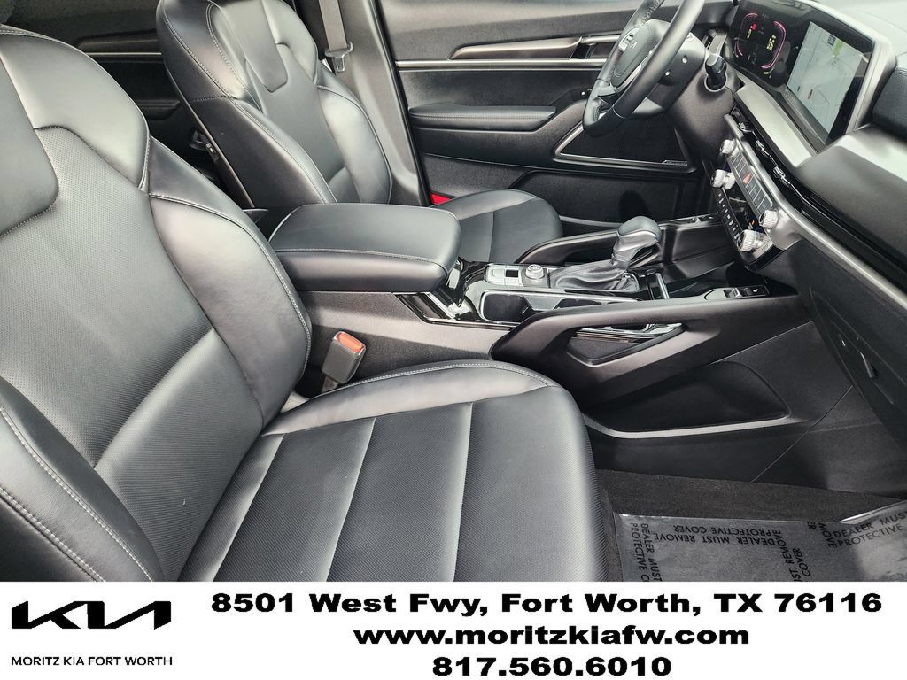 Certified 2025 Kia Telluride S FWD image 13