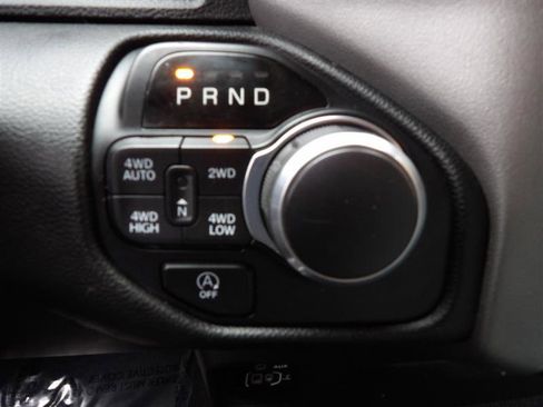 Used 2019 RAM 1500 Big Horn image 22