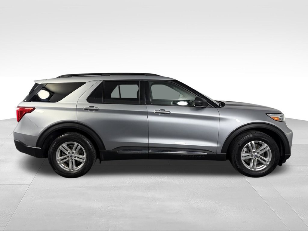 Used 2022 Ford Explorer XLT RWD image 5