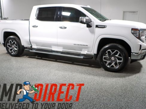 Used 2024 GMC Sierra 1500 SLT AWD/4WD image 6