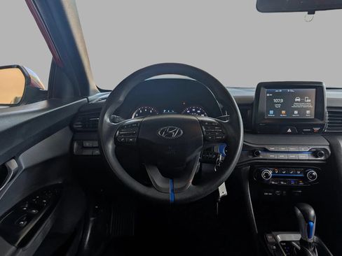 Used 2019 Hyundai Veloster 2.0 FWD image 28