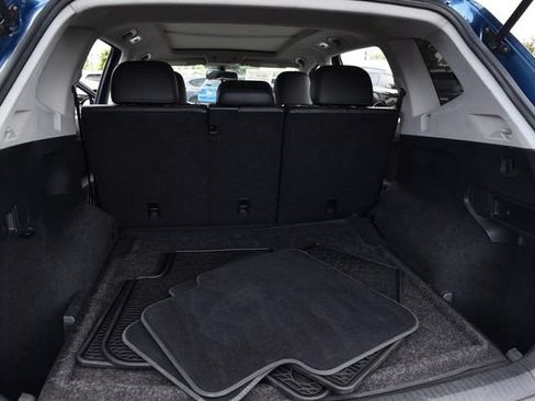Used 2018 Volkswagen Tiguan SE w/ Panoramic Sunroof Package AWD/4WD image 25
