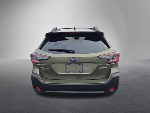Certified 2023 Subaru Outback Premium image 4