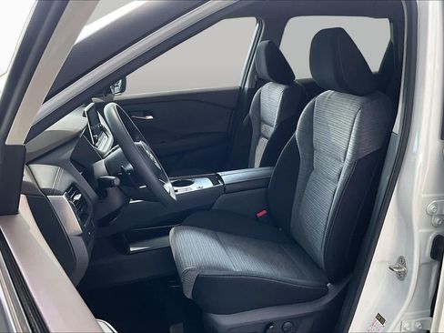 Certified 2023 Nissan Rogue SV FWD image 8