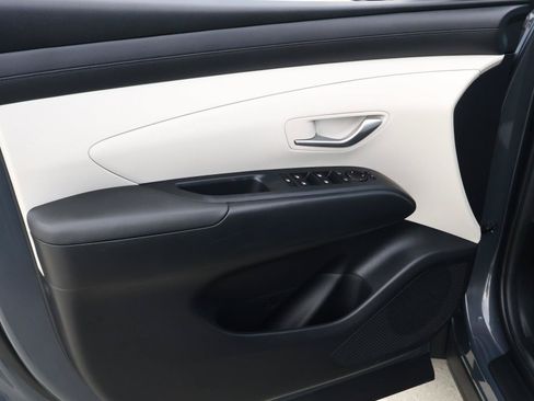 Used 2026 Hyundai Tucson SEL FWD image 14