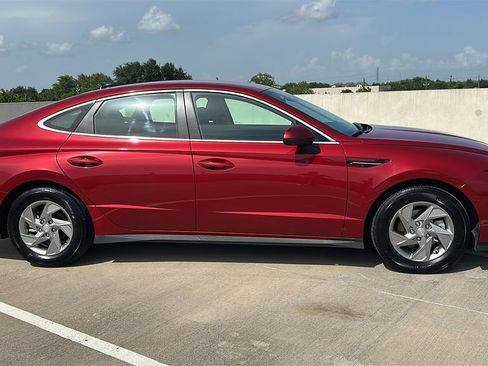 Used 2026 Hyundai Sonata SE FWD image 13